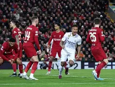 开云手机在线登陆-今夜马德里竞技备战英超里尔再遭质疑，金州勇士更衣室发声备战NBA常规赛看傻球迷